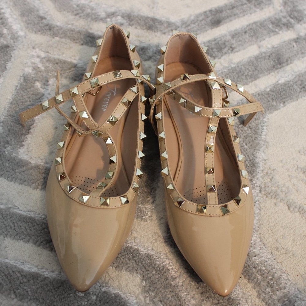 Forever 21,  10M